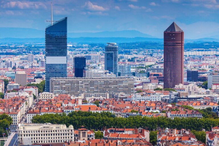 Lyon-2