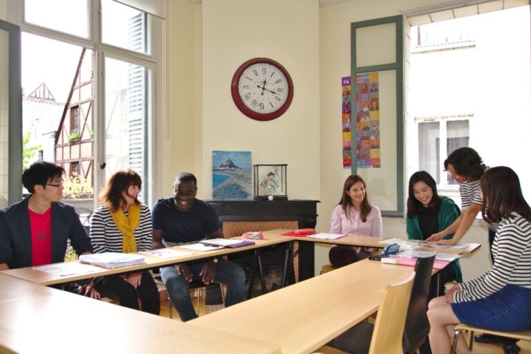 Tours Langues Derslik